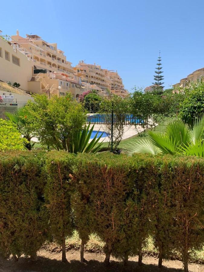 Encantador Piso Con Terraza Y Piscina Daire Benalmádena Dış mekan fotoğraf